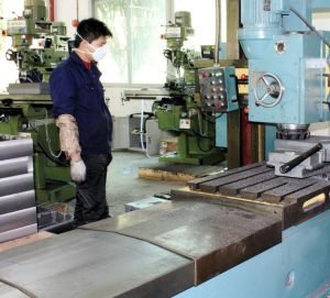 認(rèn)真上班的同事！